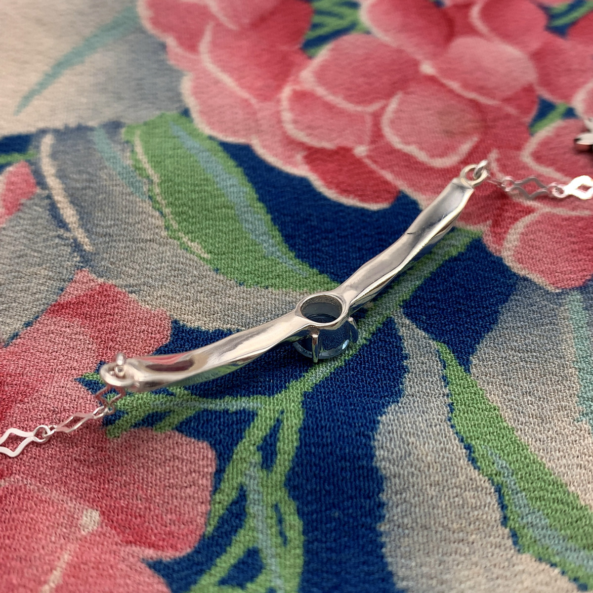 さくらインカット ブレスレット 白水晶/シルバー925/シルバーアクセサリー/和柄/着物