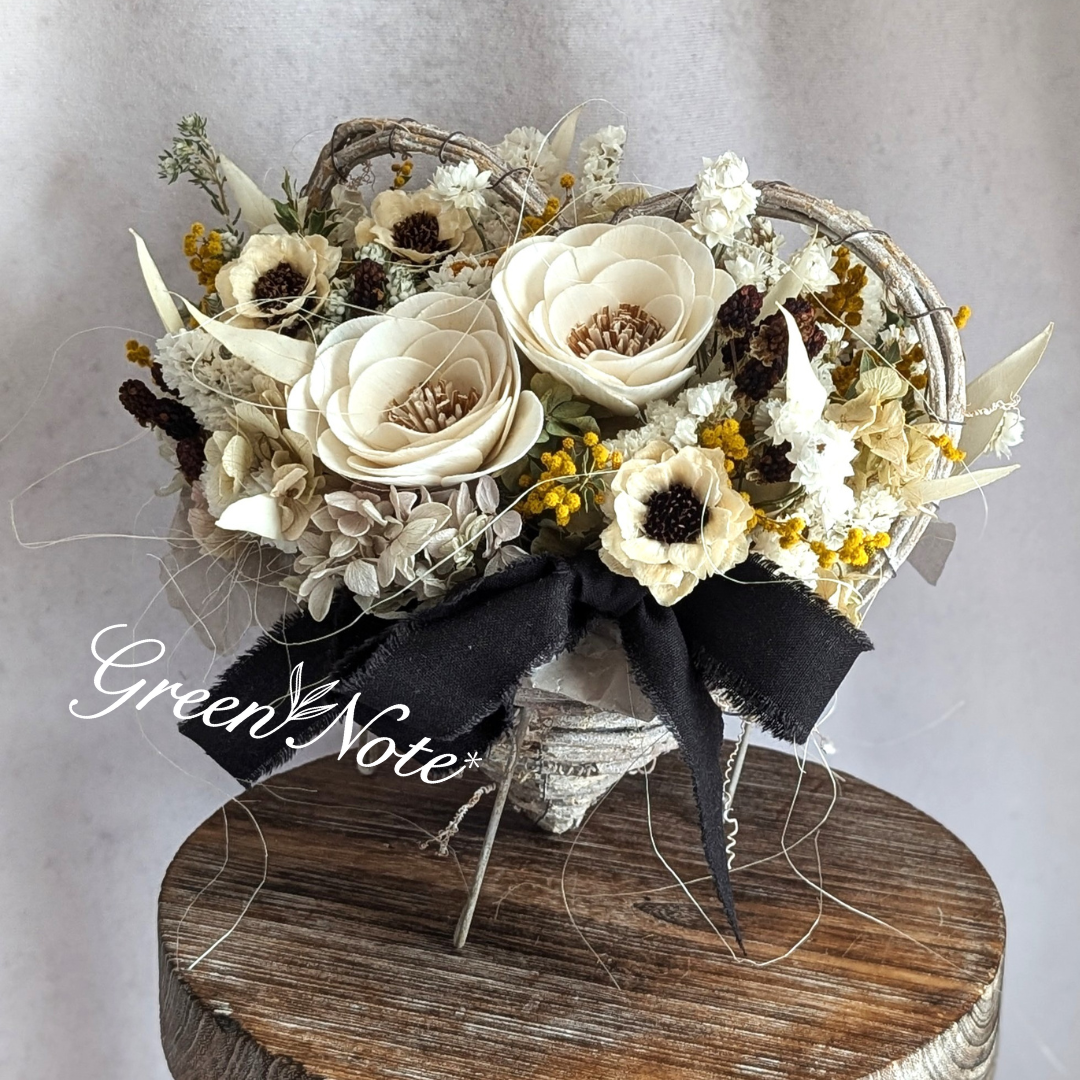 母の日にも普段にも♪あふれるようなドライフラワーがナチュラル！ハートのかごアレンジメント