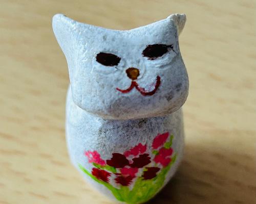 短い尻尾のストロベリーキャンドルねこ」花言葉「約束」「胸に灯を