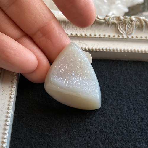 ホワイトドゥルージーアゲート＊アゲートドゥルージー 天然石ルース B