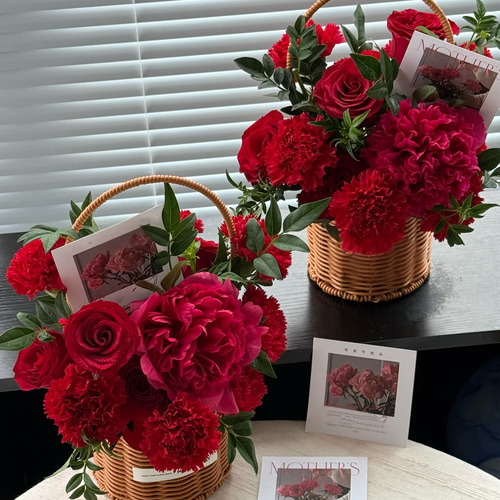 造花　赤い薔薇　オンシジウム　アレンジ　御祝　母の日　誕生日 造花 赤い薔薇 オンシジウム アレンジ 御祝 母の日 誕生日 楽天