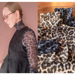 RATA❤️2色有❤️M＆L❤️型崩れしにくい高収縮のメローシアートップス❤️ブラック＆ホワイトドット 18枚目の画像