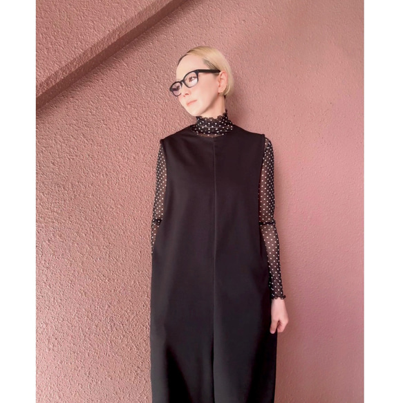 RATA❤️2色有❤️M＆L❤️型崩れしにくい高収縮のメローシアートップス❤️ブラック＆ホワイトドット 6枚目の画像