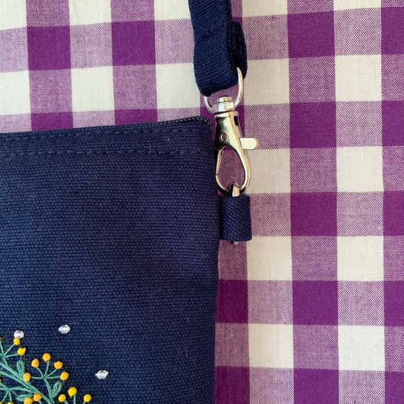 【新作】ミモザのスマホバッグ 11枚目の画像