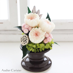 【特割】輪菊の仏花＜ツヅミ 白桃色＞Sサイズ プリザーブドフラワー【お供え花】 3枚目の画像