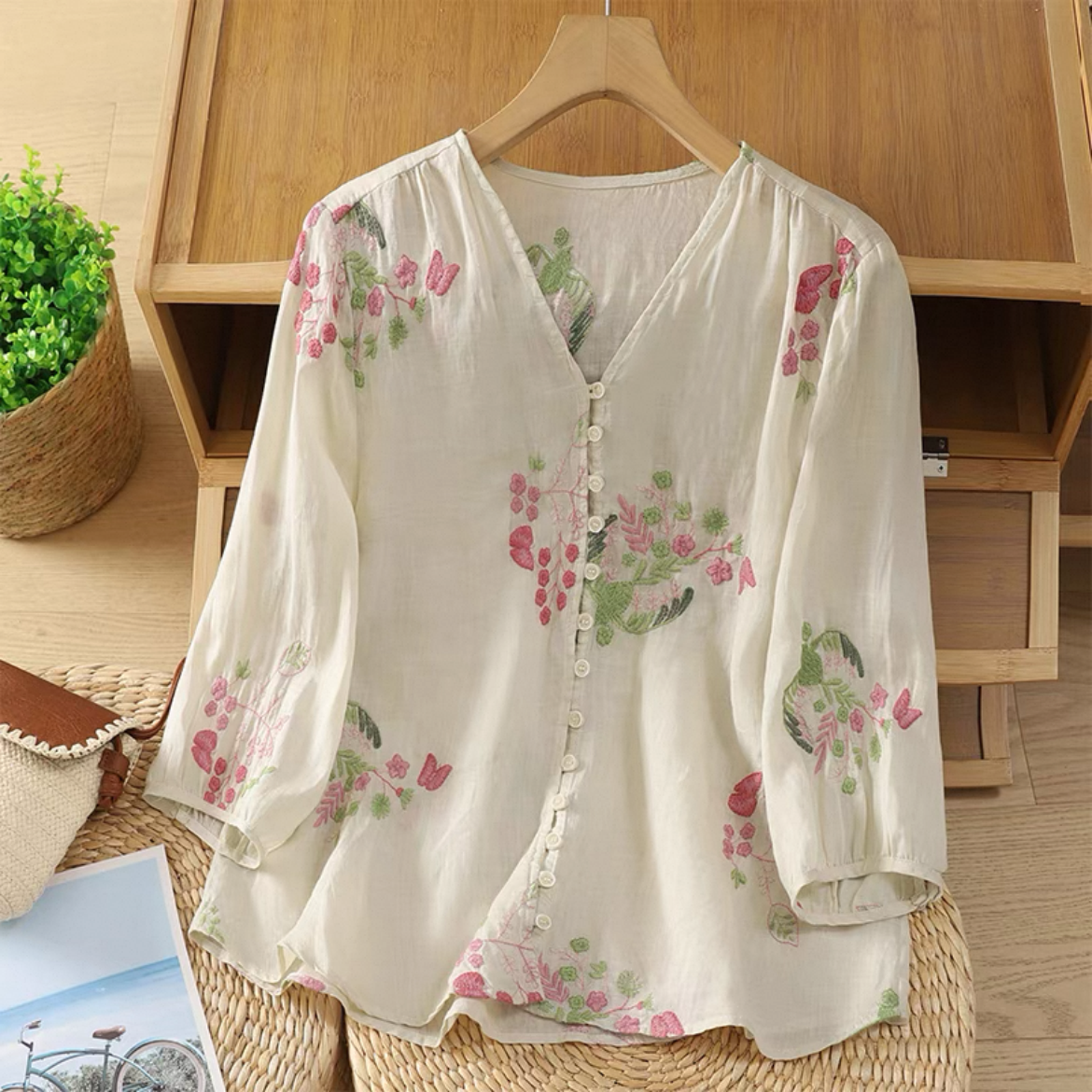 ゆったりトップス、シャツ、綿麻、無地、夏、大人、春色、刺繍