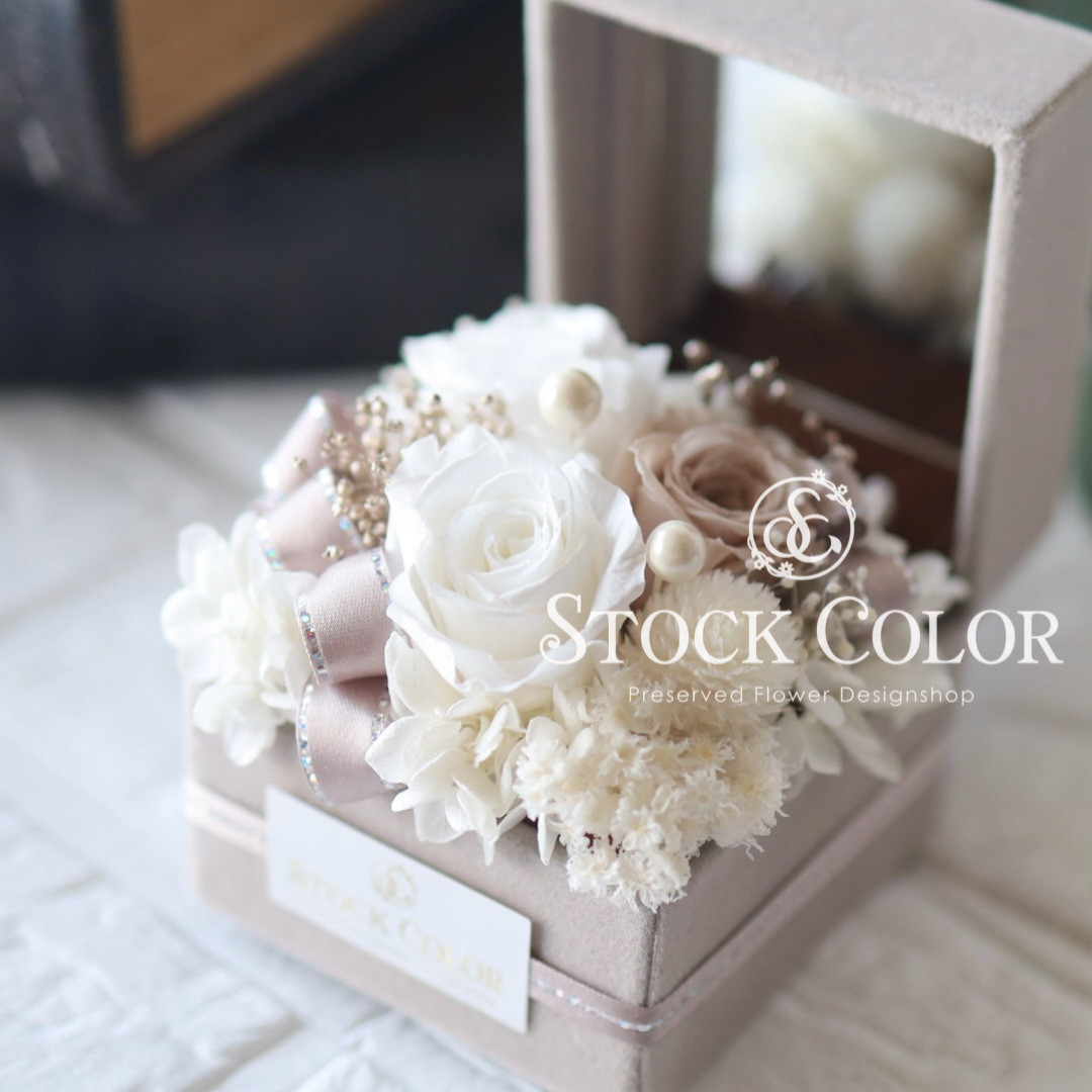 ジュエルBOXのリングピロー＊プリザーブドフラワー ウェディング 結婚式 紫陽花 ローズ ホワイト リングピロー
