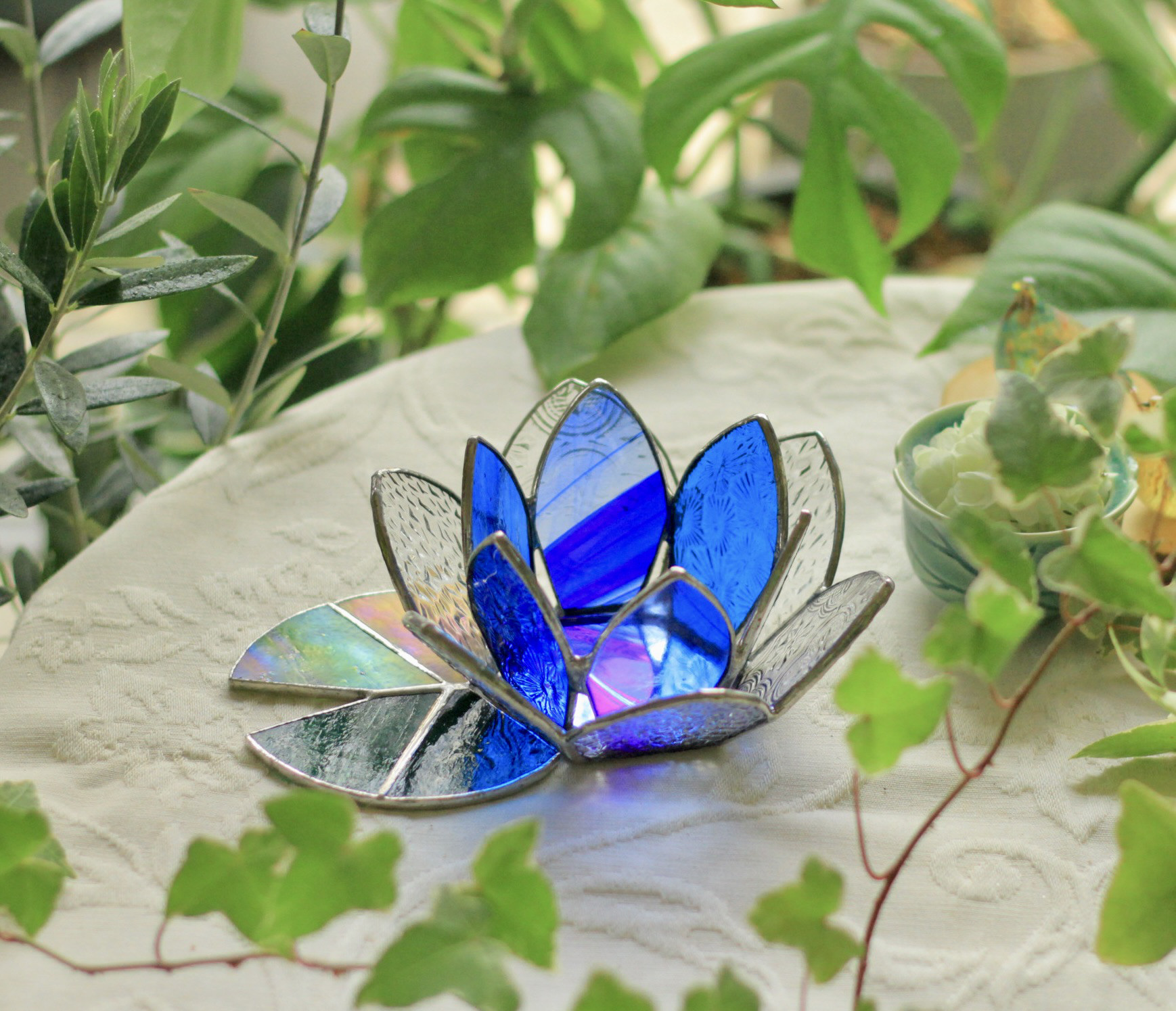 ⭐Creema限定⭐碧い睡蓮のキャンドルホルダー＊睡蓮の香りのアロマキャンドル４個付き＊限定１０個セット〜ステンドグラス