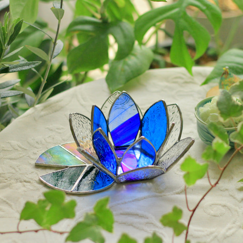 ⭐Creema限定⭐碧い睡蓮のキャンドルホルダー＊睡蓮の香りのアロマ