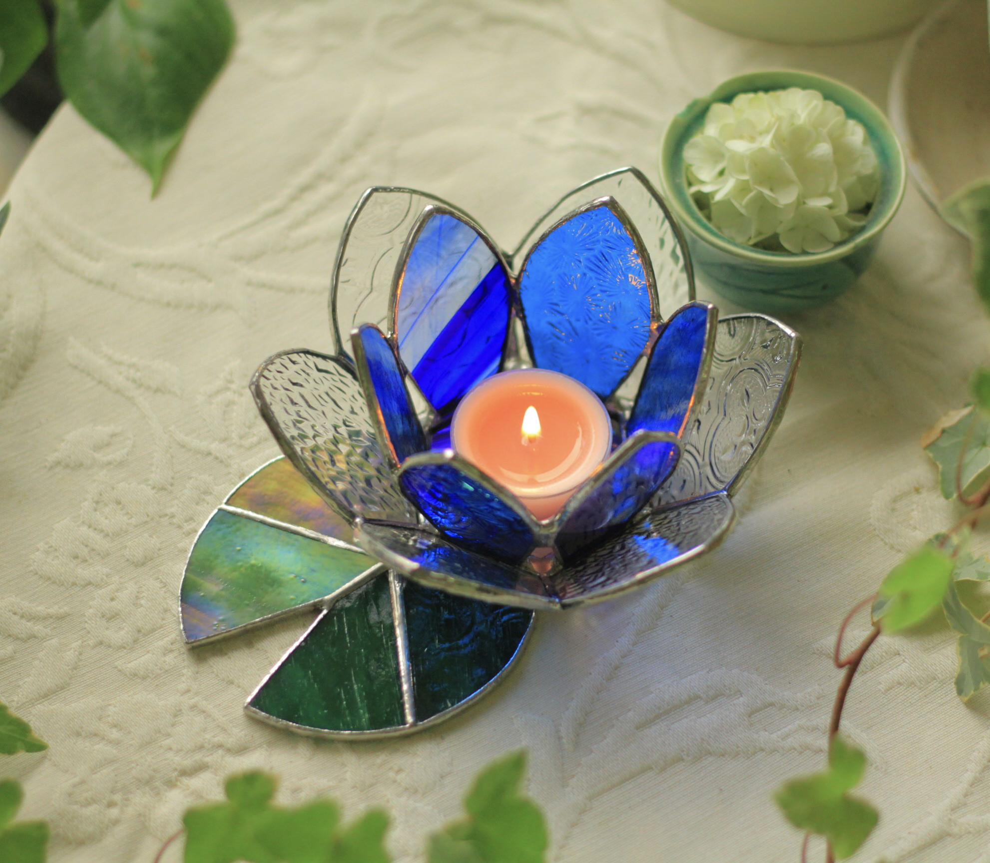⭐Creema限定⭐碧い睡蓮のキャンドルホルダー＊睡蓮の香りのアロマキャンドル４個付き＊限定１０個セット〜ステンドグラス