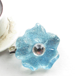 願いを込めた花の名前は、クォーツと一緒で儚くも凛としていました♪<ぼぼ屋のブローチ>SB1138 2枚目の画像