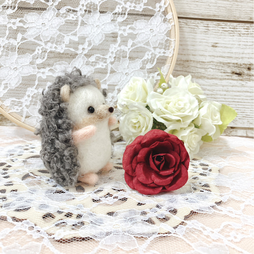 羊毛フェルト ハリネズミちゃん。 羊毛フェルト hiromisaku 通販
