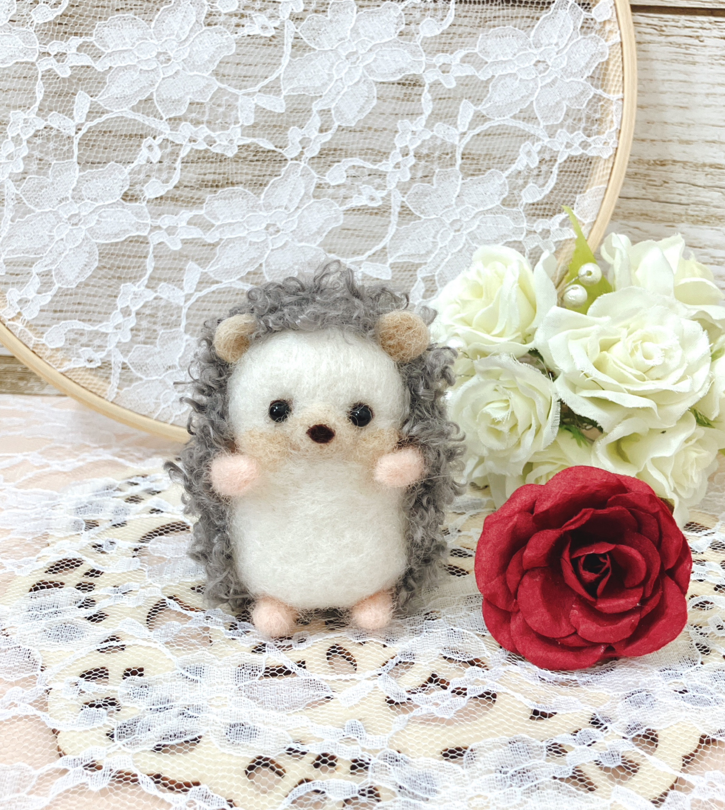 ビッグ割引 羊毛フェルト ハリネズミちゃん。 羊毛フェルト hiromisaku 通販 羊毛フェルト