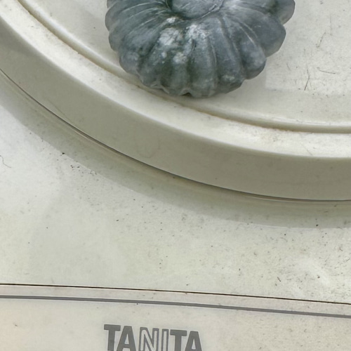 2025.42.8財守海霊鸚哥螺 糸魚川最上級ロウカン氷翡翠 【公式通販】