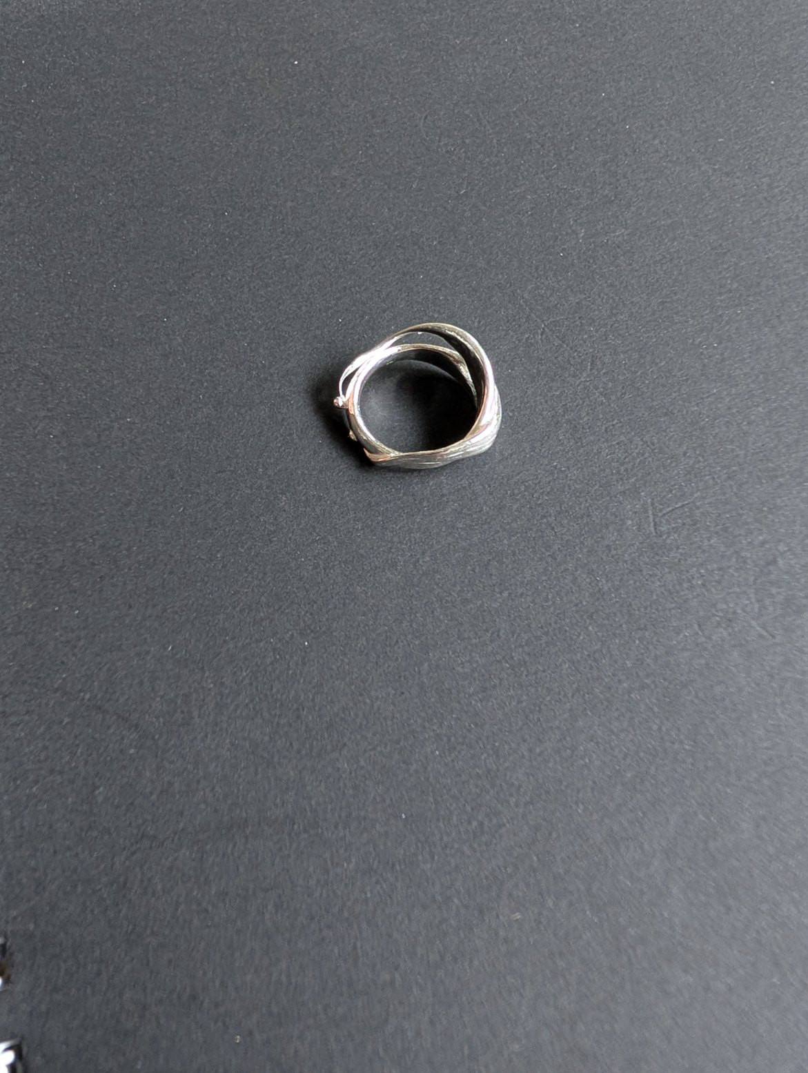 繊細な煌めき：シルバー925のピンキーリング