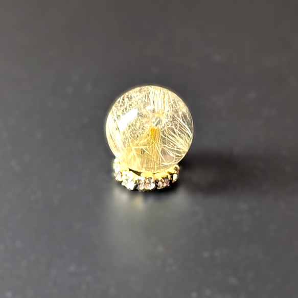 ゴールドルチルクォーツ 1粒売り 10ミリ 貫通穴あり 透明感ばっちりできらきら輝きます 水晶のお守り 天然石 オブジェ 13枚目の画像