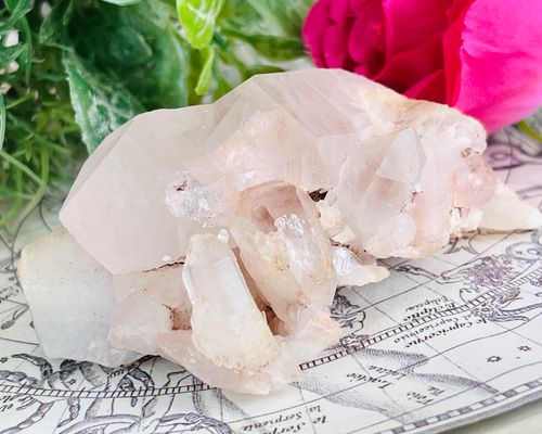 カテドラル イシス ヒマラヤ マニカラン産 ピンク水晶 原石 クラスター