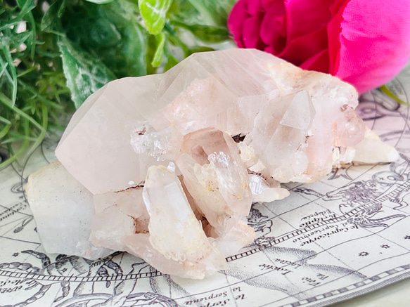 カテドラル イシス ヒマラヤ マニカラン産 ピンク水晶 原石 クラスター