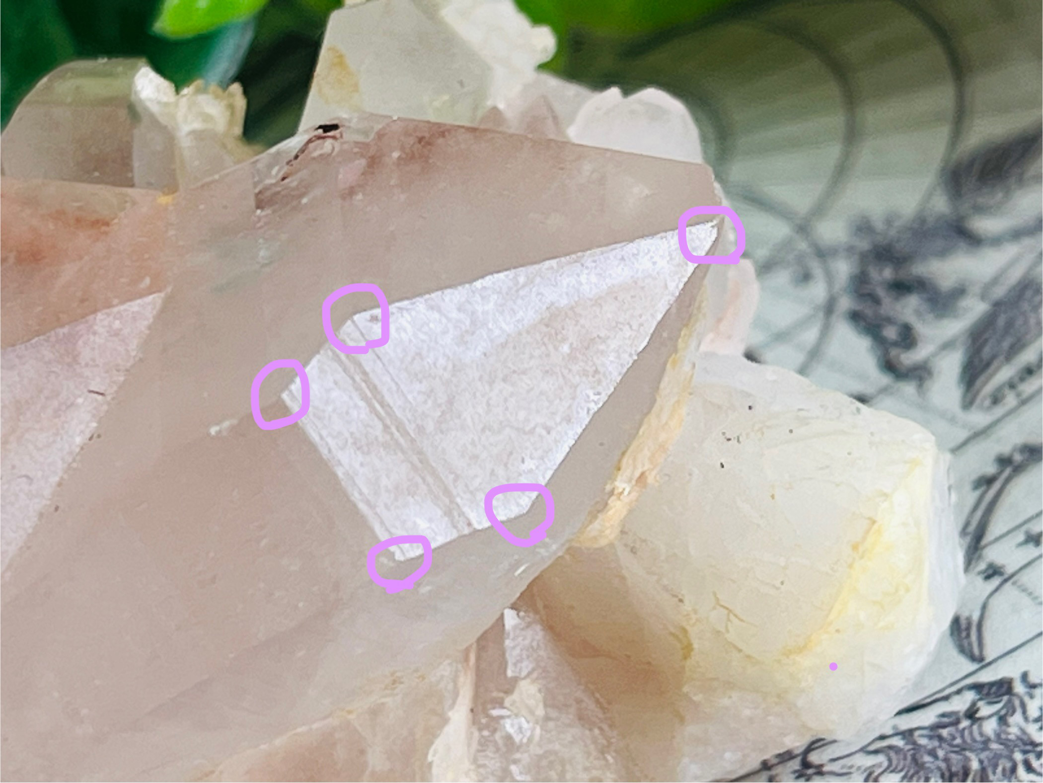 カテドラル　イシス　ヒマラヤ　マニカラン産　ピンク水晶  原石　クラスター