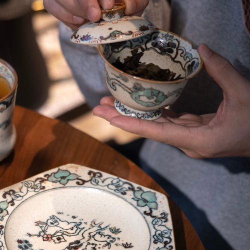楽天市場】中国陶磁器 花の天目茶碗 盃 杯 】中国 陶磁器 陶器