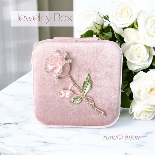一輪の願い】 薔薇咲くピンクのジュエリーボックス 持ち運び
