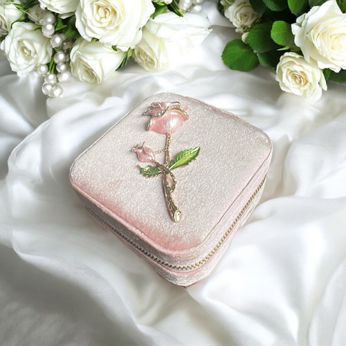 手描きの薔薇が素敵なアクセサリーBOX 一輪の願い】 薔薇咲くピンクのジュエリーボックス 持ち運び
