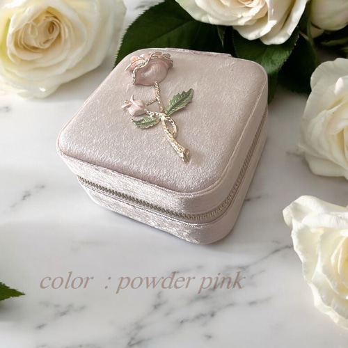 一輪の願い】 薔薇咲くピンクのジュエリーボックス 持ち運び