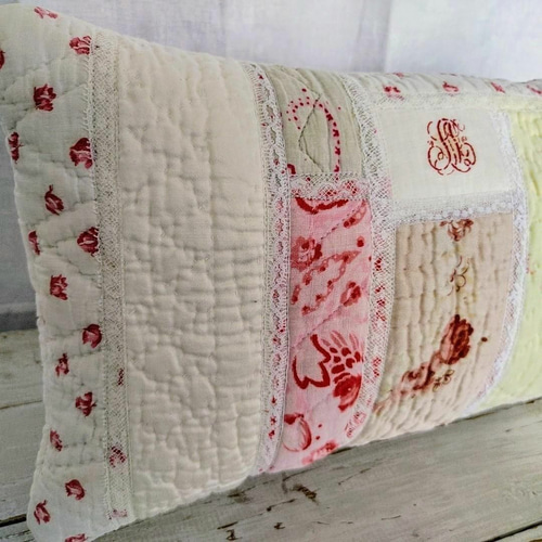 ハンドメイド B・アンティークキルトクッション 横長 ヌード