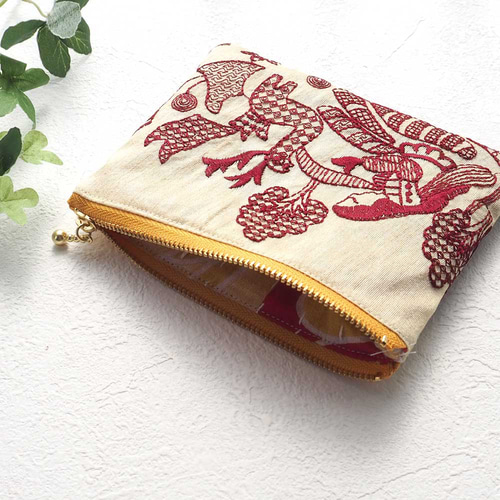限定1点】エキゾチックな彩りのインド刺繍リボンポーチ ポーチ