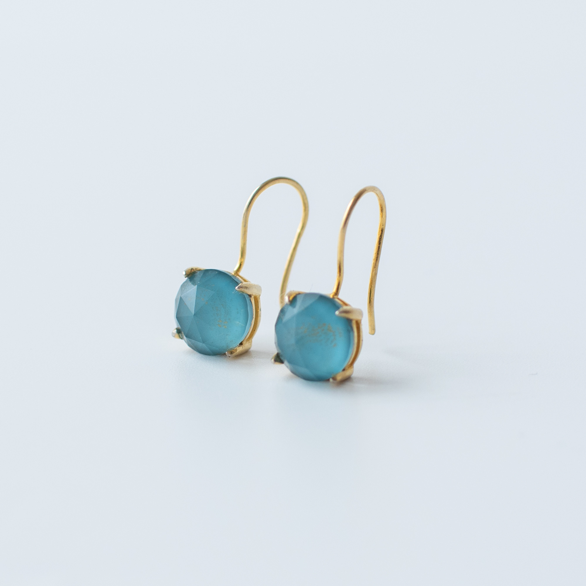 Creema限定＊　漆×水晶フックピアス【蒼空】