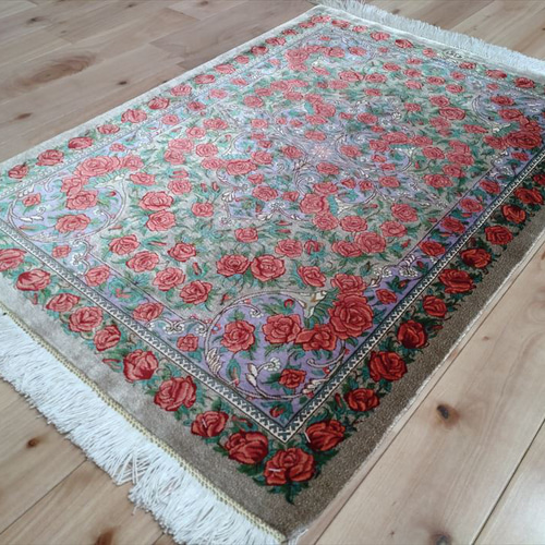 ペルシャ絨毯クム産シルク 薔薇 タバタバイ工房 玄関マット 93x60cm
