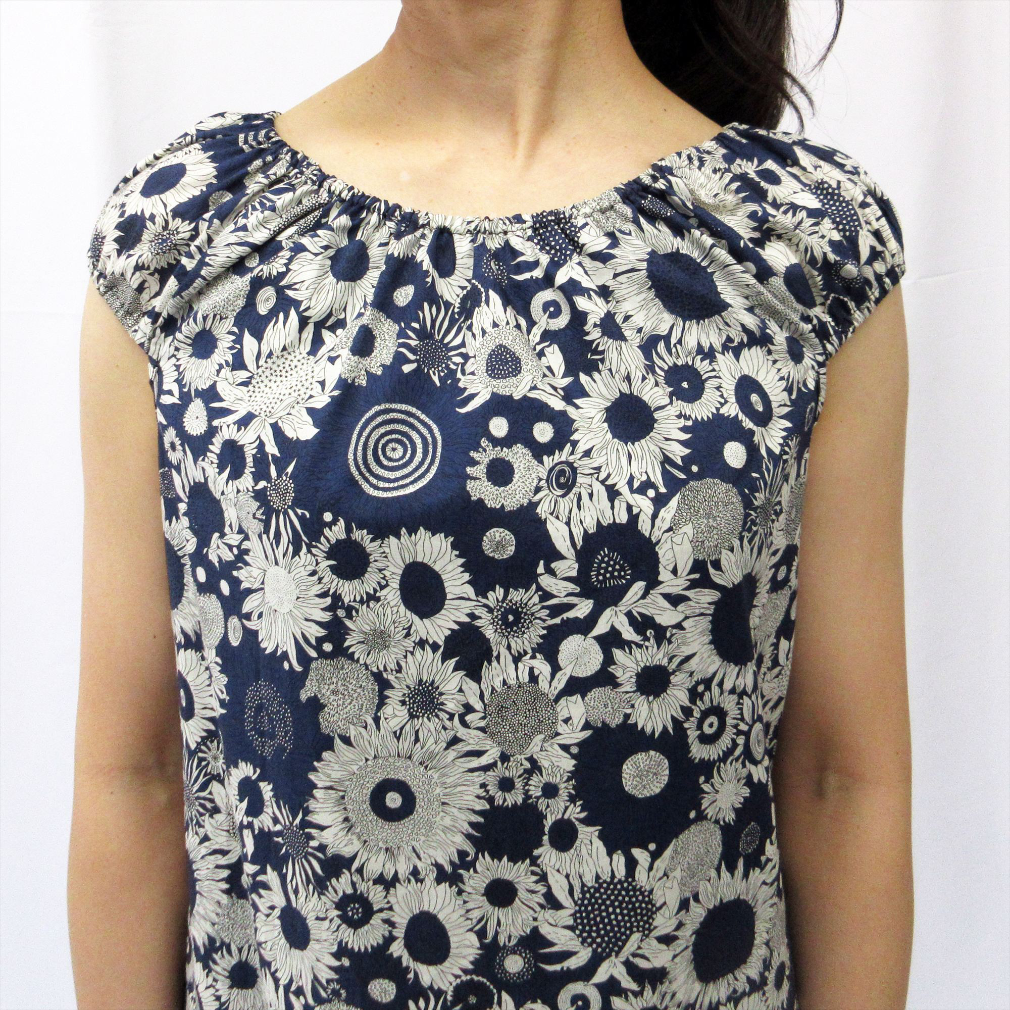 ※受注製作※【リバティ】ギャザー裏付きリラックスロングワンピ（スモールサス）