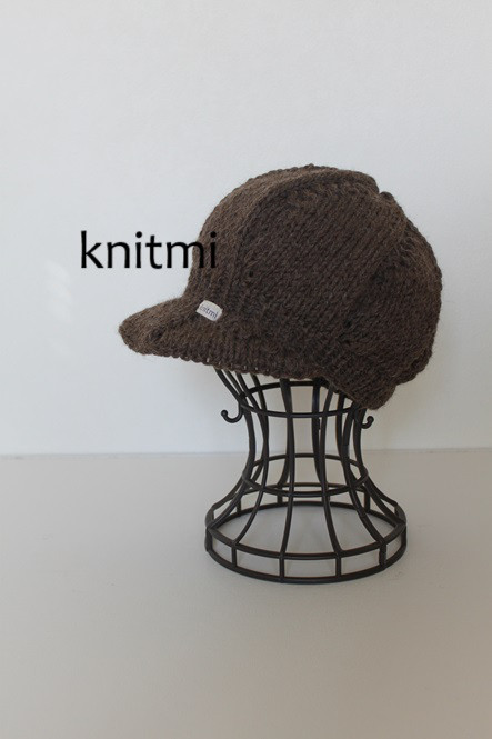 【つば付き　たっぷりドイツウール＆カシミア】しめつけない つばつき ニット ベレー帽子 キャスケット　ダークブラウン