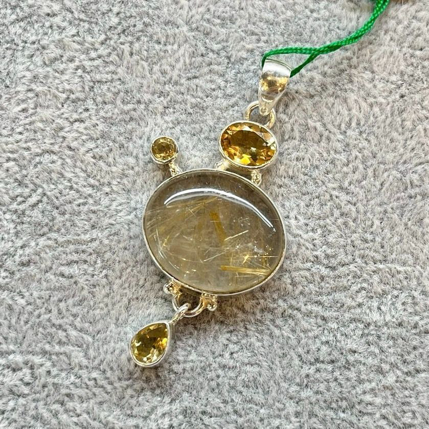 ペンダントトップ ルチル クォーツ トパーズ アンティーク ハンドメイド シルバーアクセサリー ホワイト 一点もの