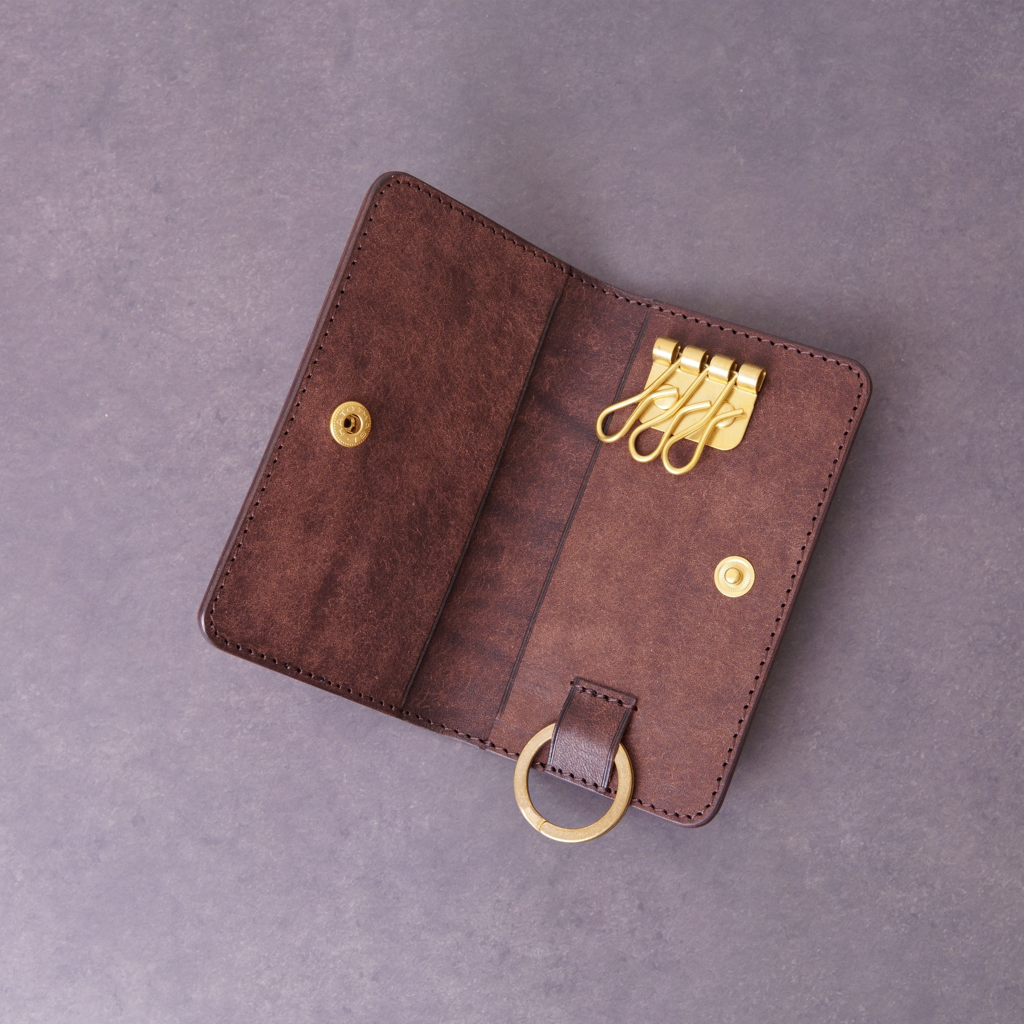 薄いキーケース【ブラウン】