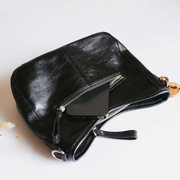 2way身軽シンプルな牛革ショルダーバッグ斜め掛け収納バッグ出会い　カジュアルバッグ 5枚目の画像