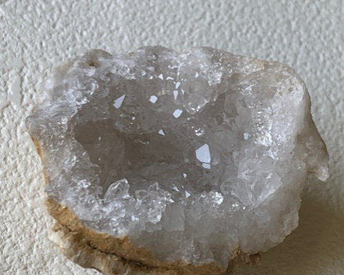 水晶ジオード 晶洞 モロッコ産 キャンディクリスタル 天然石 kannon