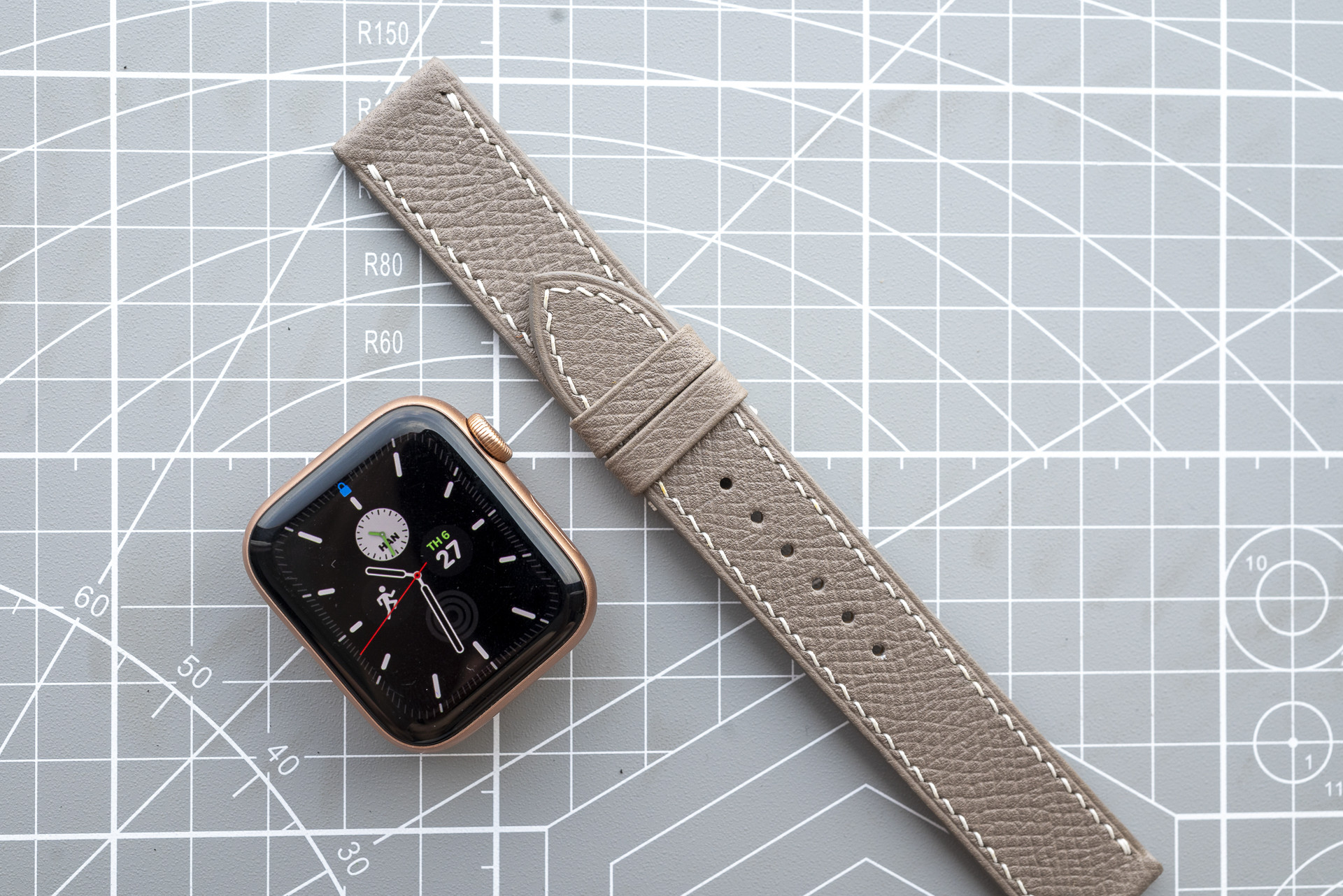 『高級革使用』手縫い　革ベルト　時計ベルト AppleWachバンド　腕時計　皮　レザー