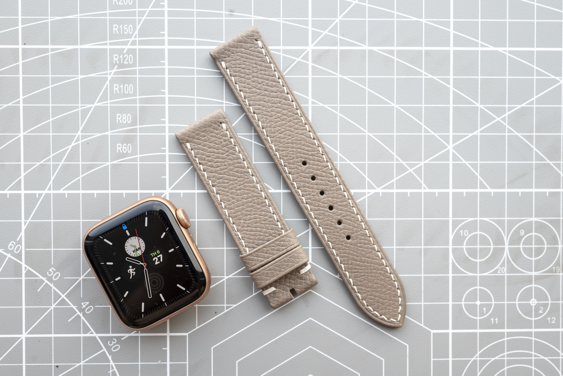 『高級革使用』手縫い　革ベルト　時計ベルト AppleWachバンド　腕時計　皮　レザー