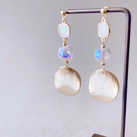 シェルとガラスボールの大ぶりピアス【Hijiri】サージカルステンレス　シェル　大ぶり 8枚目の画像