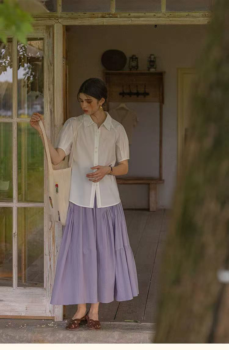 薄くて涼しい半袖シャツ　二色　シャツブラウス