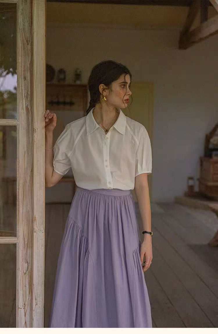 薄くて涼しい半袖シャツ　二色　シャツブラウス