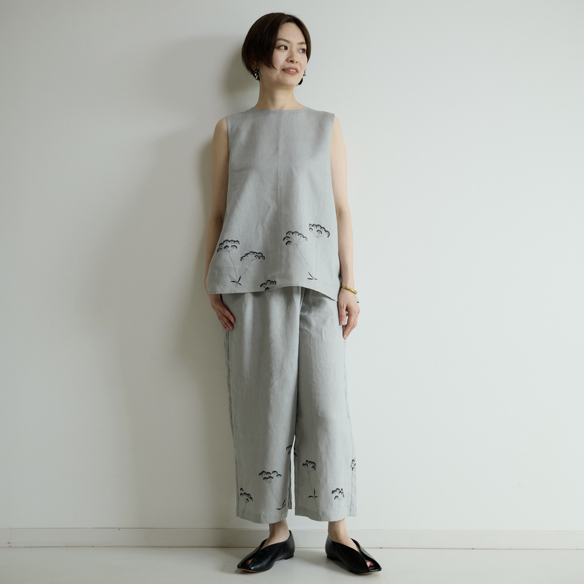 ノースリーブブラウス　オミナエシ 8,030円