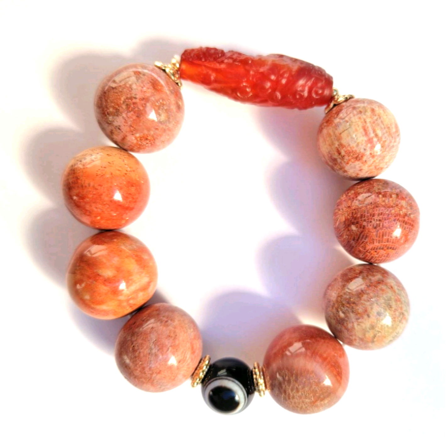 no.280 天然石、お守りブレスレット （コーラル、天眼瑪瑙、観音天珠）