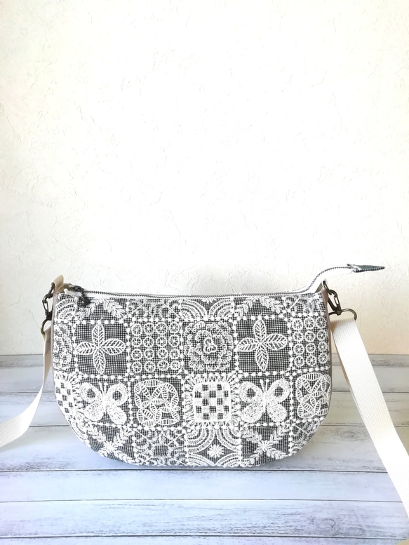 SALE☆ミナペルホネンforest tile,tambourineショルダーバッグ/beige