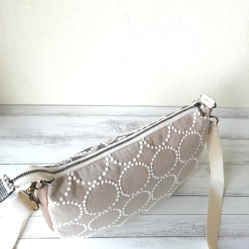 SALE☆ミナペルホネンforest tile,tambourineショルダーバッグ/beige