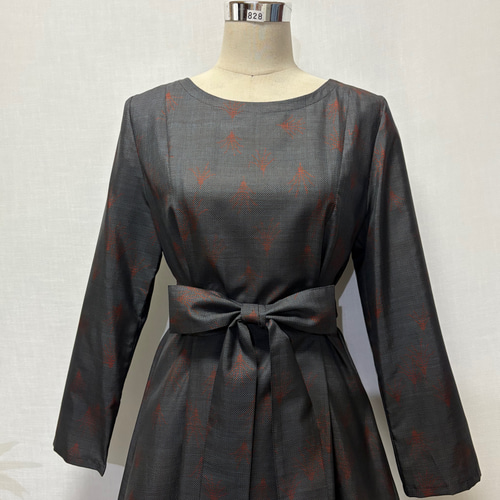 着物リメイク 大島紬ワンピース Aライン 2WAY 細見せライン プリンセス