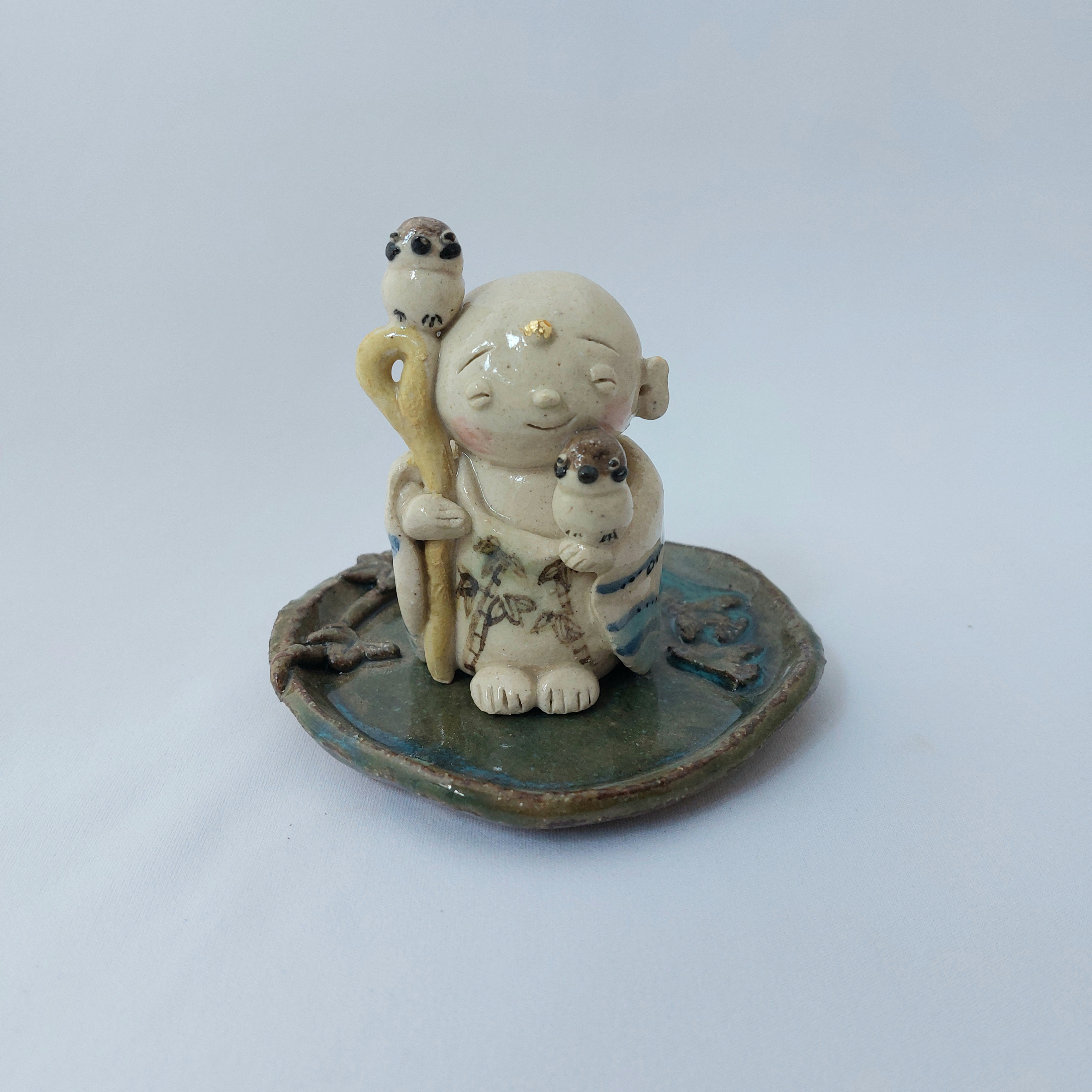 すずめのお地蔵さん(にっこり)