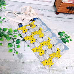 パッチワーク 紫陽花♡ スマホショルダー 3枚目の画像