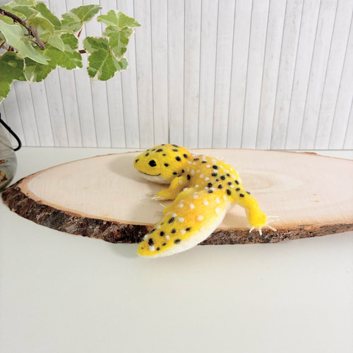 羊毛フェルト ヒョウモントカゲモドキ レオパ 手乗りミニサイズ 羊毛